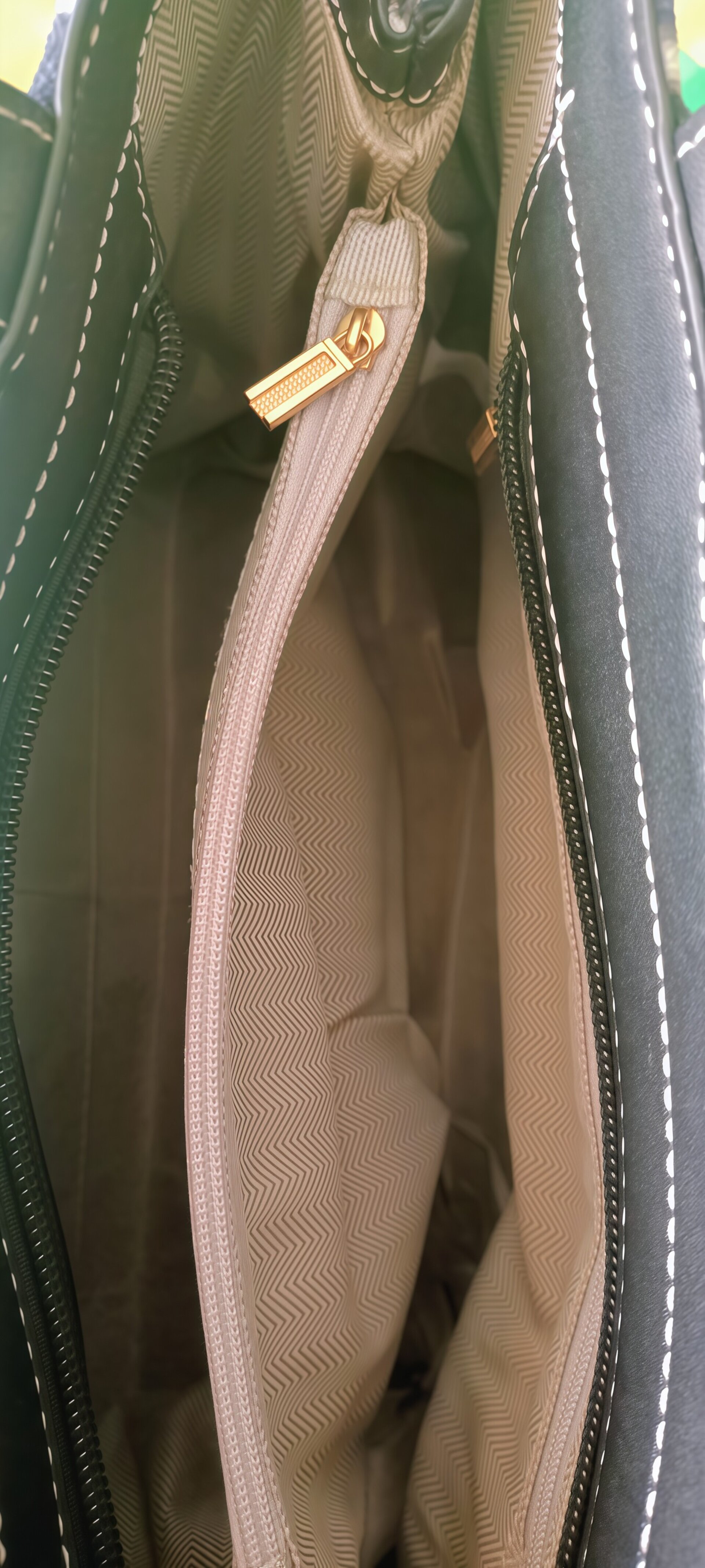 Wild Stitch Noir - 10